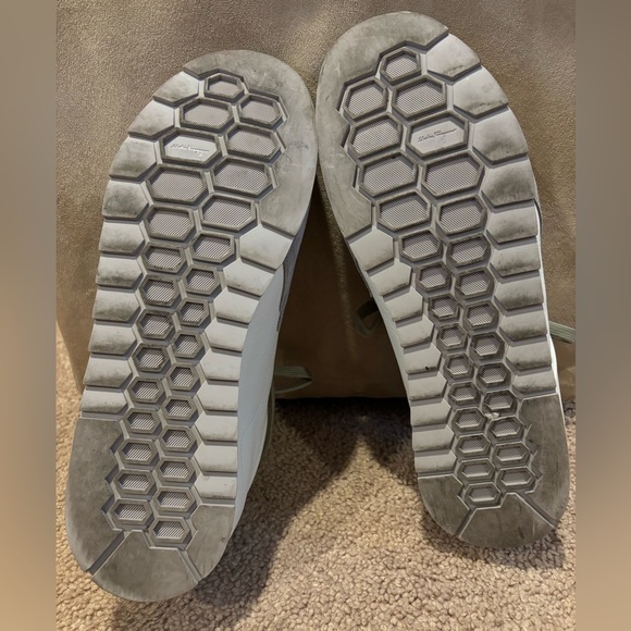 Salvatore Ferragamo Men’s Suede Printed Resort 2 Sneakers, size 13. - Picture 5 of 6